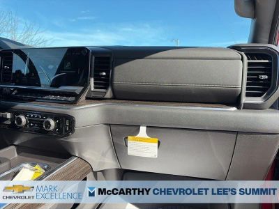 2026 Chevrolet Silverado 1500 — photo 32 view