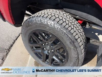 2026 Chevrolet Silverado 1500 — photo 12 view