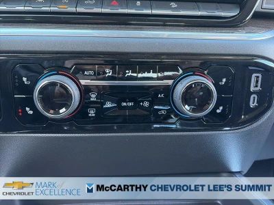 2026 Chevrolet Silverado 1500 — photo 18 view