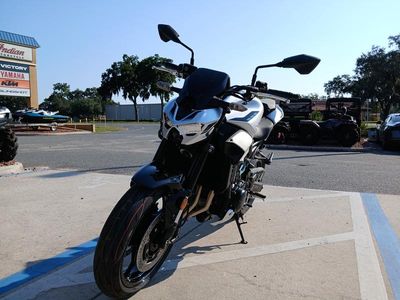 2025 Kawasaki Z900 ABS Galaxy Silver/Metallic Spark Black - Photo 2
