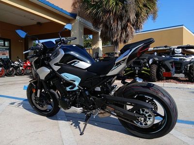 2025 Kawasaki Z900 ABS Galaxy Silver/Metallic Spark Black - Photo 7