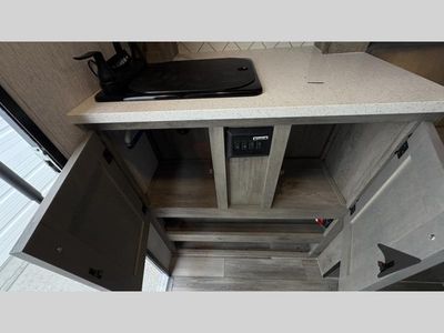 2026 Wayfinder RV GO LITE LTD — photo 15 view