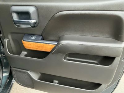 2018 Chevrolet Silverado 1500 — photo 19 view