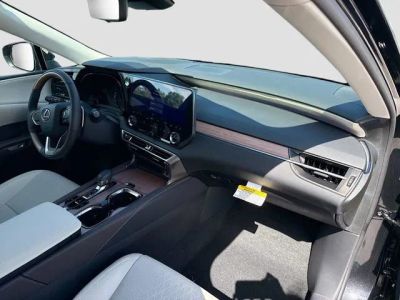 2026 Lexus RX — photo 15 view