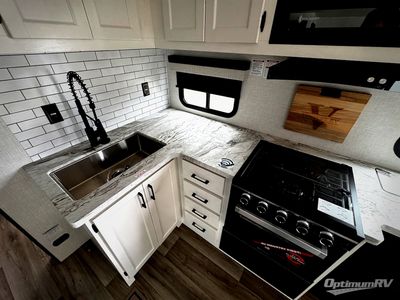 2026 Venture RV SportTrek - Photo 10