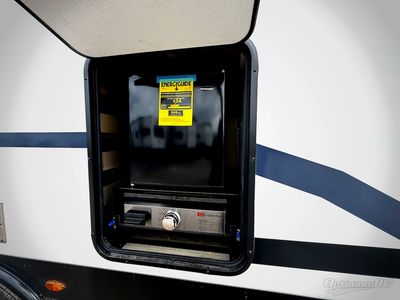 2026 Venture RV SportTrek - Photo 2