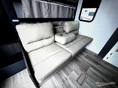 2026 Venture RV SportTrek - Photo 6