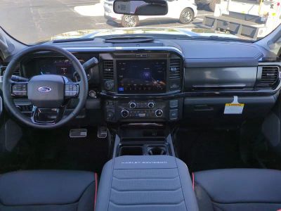2026 Ford F-250SD — photo 13 view