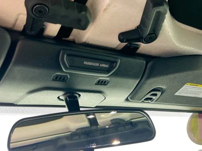2021 Jeep Wrangler — photo 18 view