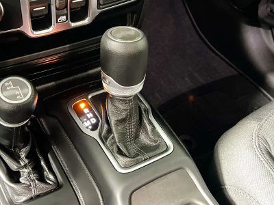 2021 Jeep Wrangler — photo 21 view