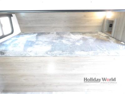 2024 Grand Design Imagine XLS — photo 10 view
