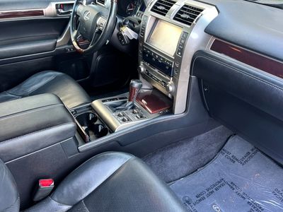 2015 Lexus GX 460 - Photo 18