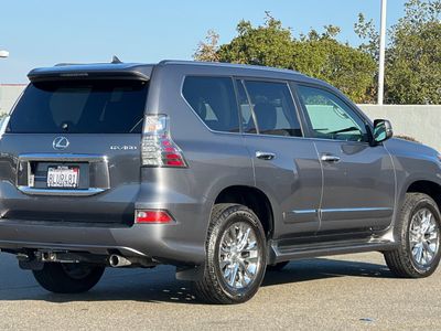 2015 Lexus GX 460 - Photo 2