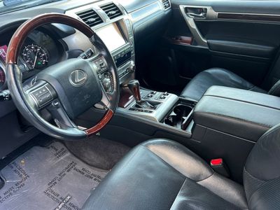 2015 Lexus GX 460 - Photo 11