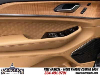 2023 Jeep Grand Cherokee - Photo 19