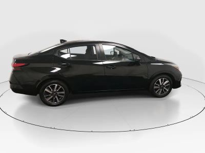 2025 Nissan Versa - Photo 8