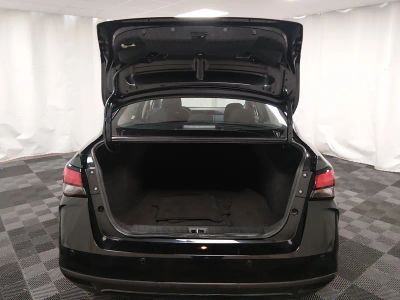 2025 Nissan Versa - Photo 11