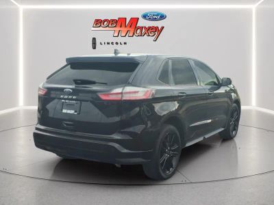 2023 Ford Edge — interior view