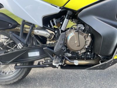 2023 Husqvarna Norden 901 - Photo 8