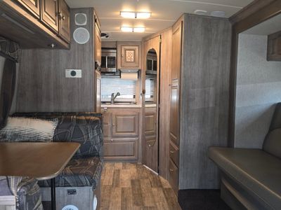 2021 Phoenix Cruiser - Photo 25
