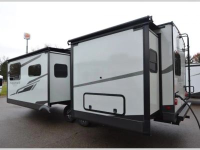 2020 Coachmen Catalina SBX - Photo 3
