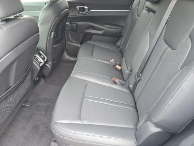 2026 Kia Sorento — photo 16 view