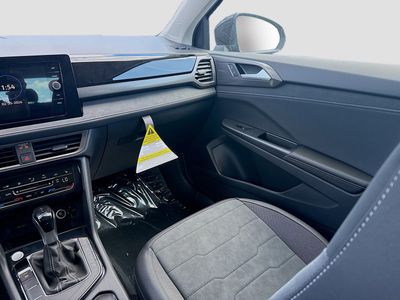 2026 Volkswagen Taos - Photo 18