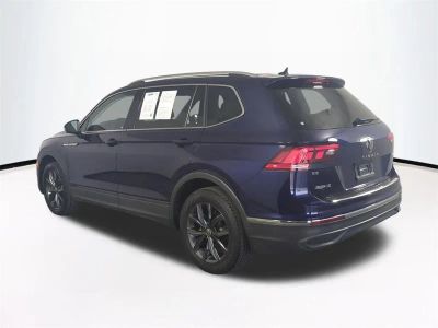 2022 Volkswagen Tiguan — photo 7 view