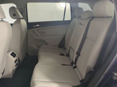 2022 Volkswagen Tiguan — photo 16 view