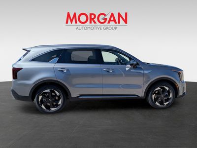 2026 Kia Sorento Hybrid — photo 8 view
