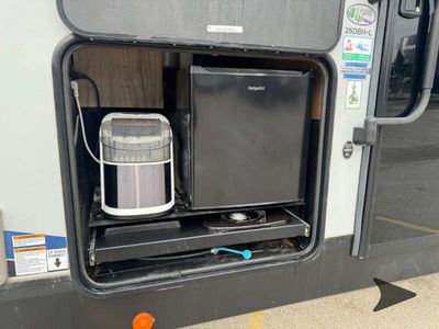 2022 Forest River RV Cherokee Alpha Wolf - Photo 17
