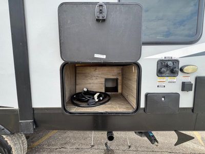 2022 Forest River RV Cherokee Alpha Wolf - Photo 13