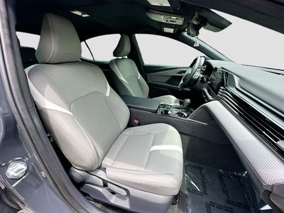 2025 Toyota Camry - Photo 27