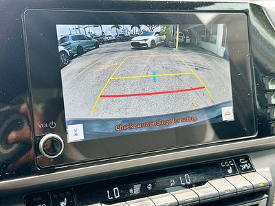 2025 Toyota Camry - Photo 13