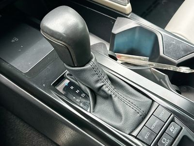 2025 Toyota Camry - Photo 16