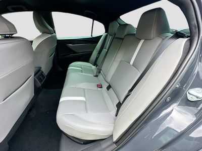 2025 Toyota Camry - Photo 23