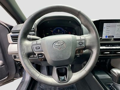 2025 Toyota Camry - Photo 11