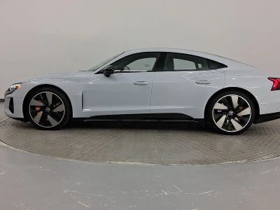 2022 Audi RS e-tron GT Sedan - Photo 2