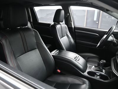 2026 2019 Toyota Highlander SE V6 SUV - Photo 21