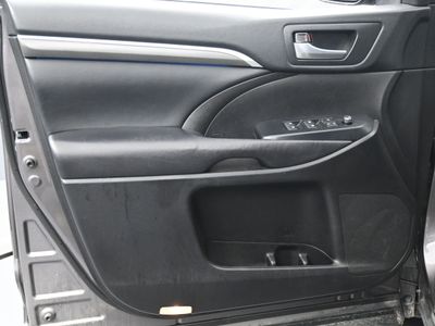 2026 2019 Toyota Highlander SE V6 SUV - Photo 15