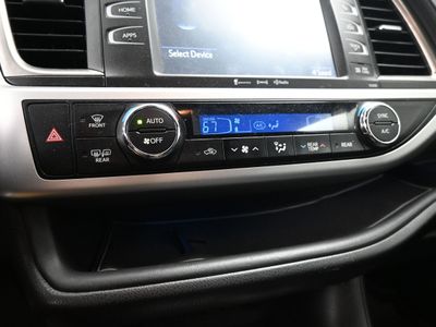 2026 2019 Toyota Highlander SE V6 SUV - Photo 13