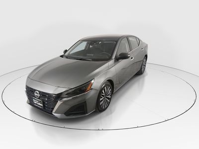2024 Nissan Altima - Photo 3