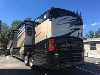 2013 Winnebago Journey - Photo 11