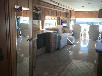 2013 Winnebago Journey - Photo 5