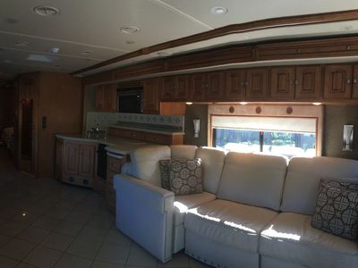 2013 Winnebago Journey - Photo 6