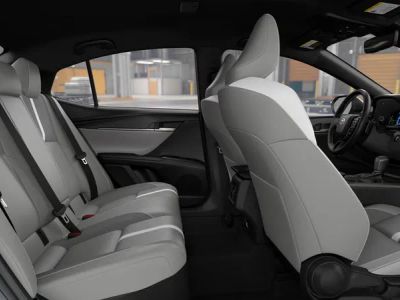 2026 Toyota Camry - Photo 21