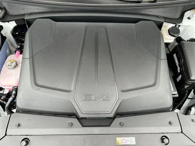 2025 Kia EV6 — photo 10 view