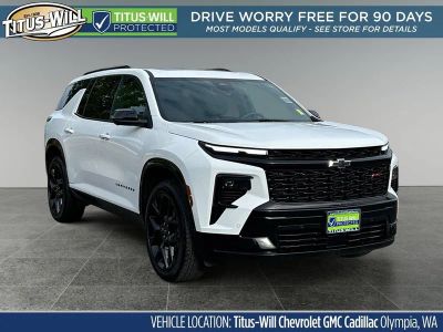 2024 Chevrolet Traverse RS in White — front three-quarter view