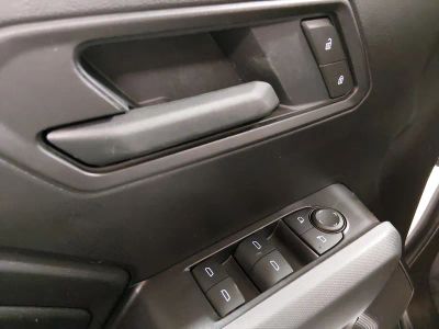2025 Chevrolet Colorado - Photo 21