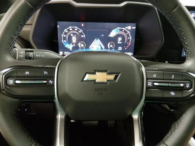 2025 Chevrolet Colorado - Photo 12